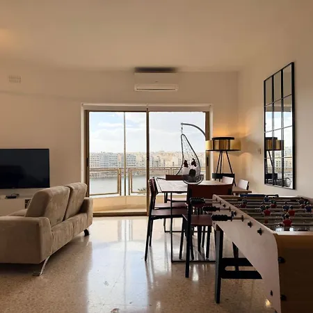 Tower Road - Top Floor - Sea Front - Spectacular Views 公寓 斯利马