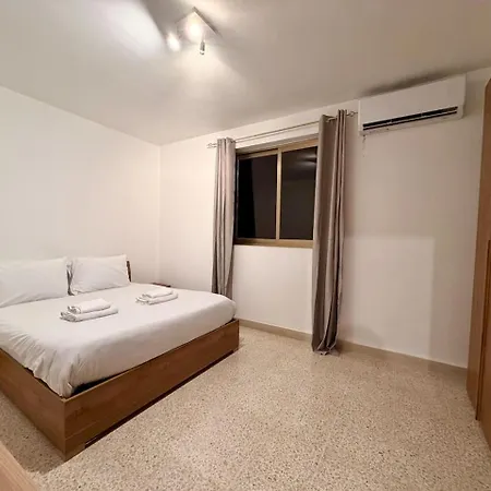 公寓 Tower Road - Top Floor - Sea Front - Spectacular Views